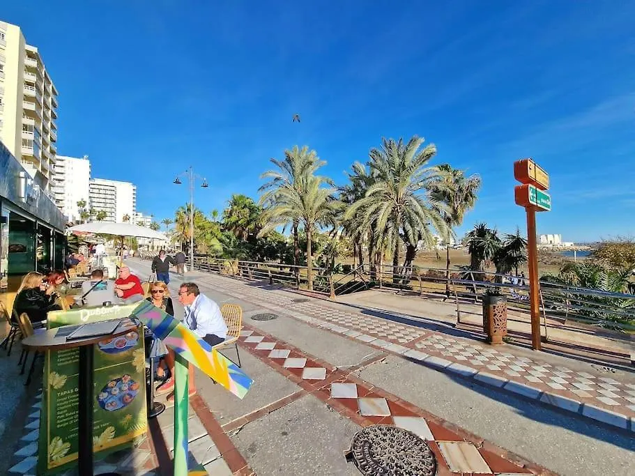 Apartment Encantador Duplex Para 6 A 1 Minuto De La Playa Benalmadena Spain